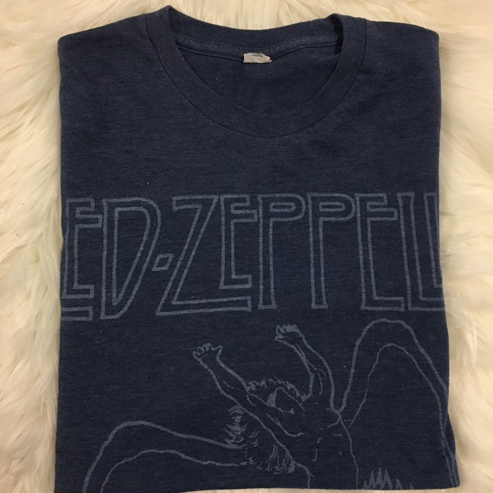 Les Zeppelin tee